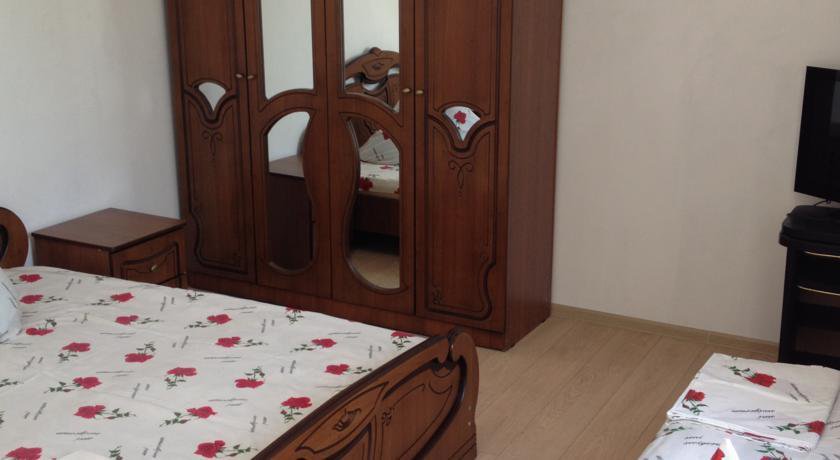 Гостиница Гостевой дом Изумруд Адлер